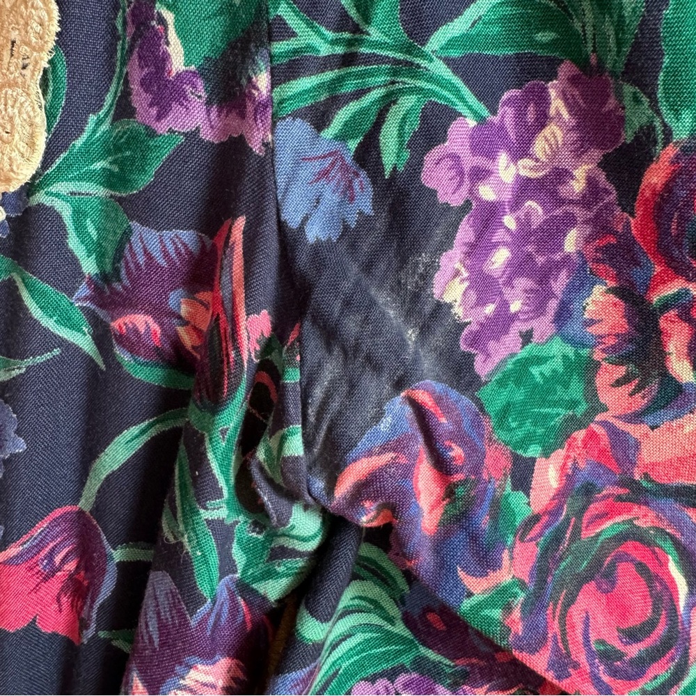 1980s Sarin NY Floral Dress Lace Bib Collar Cottage Prairie Pilgrim Folk MED - Picture 15 of 16